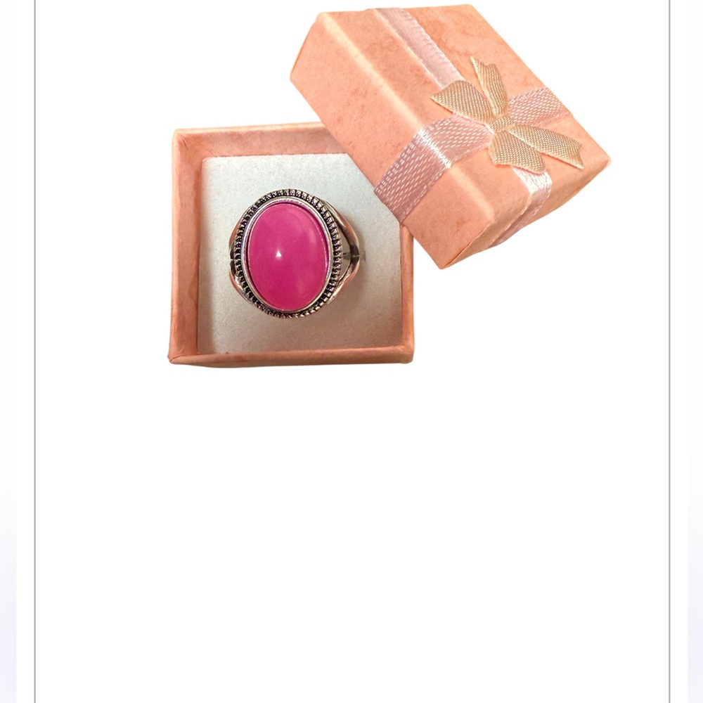 Elegant Pink Stone Ring - Picture 2 of 5